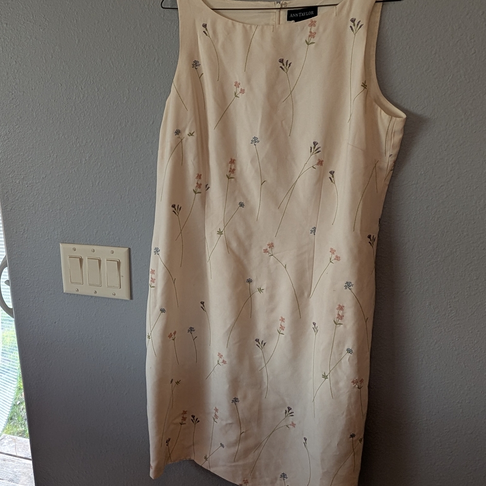 Ann Taylor Cream Floral Dress